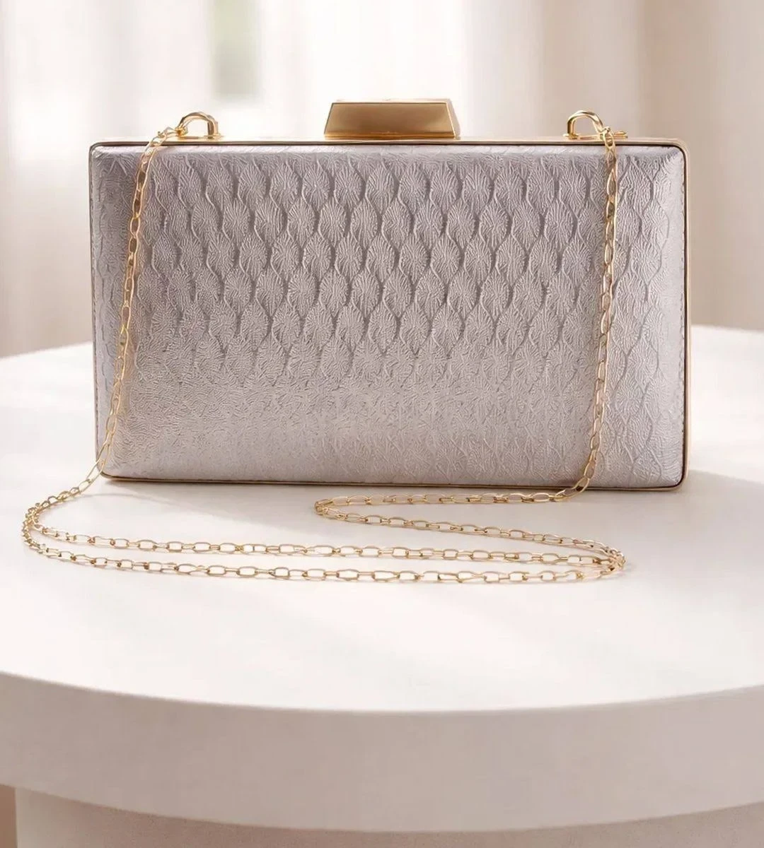Metallic Box Clutch